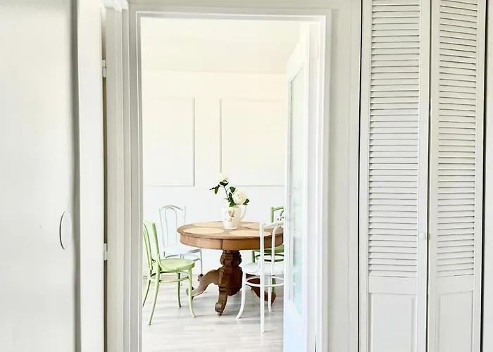 Chez Grand-mère Cozy Retro In The Heart Of Appartamento